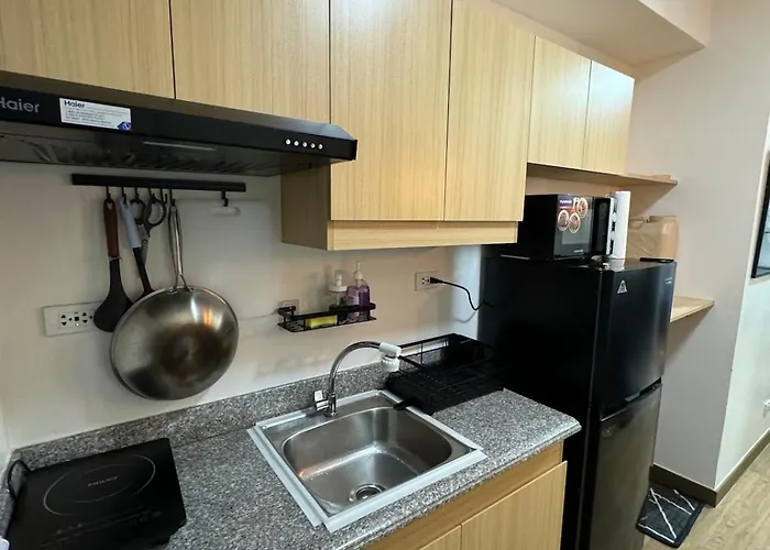 Smart - Infina Near Araneta Cubao Apartment *